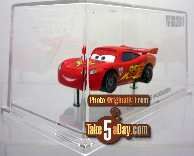 A CARS 2 Lightning McQueen disney pixar cars 2 toys. A CARS 2 Lightning McQueen