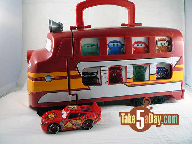 Disney Pixar Cars 2 Mini Adventures TREV the Train WITH 18 Cars Carrying  Case