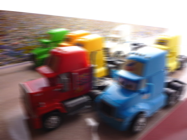 hauling-blur