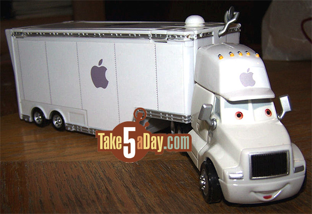 Apple hauler Side