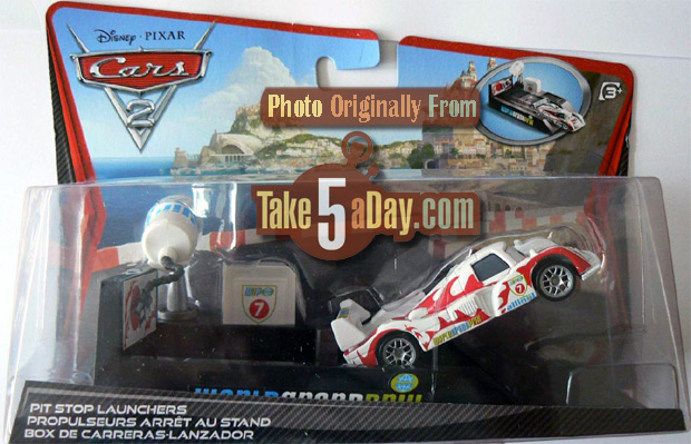 Disney Pixar's Cars Lightning McQueen Die-Cast Launcher and Car by