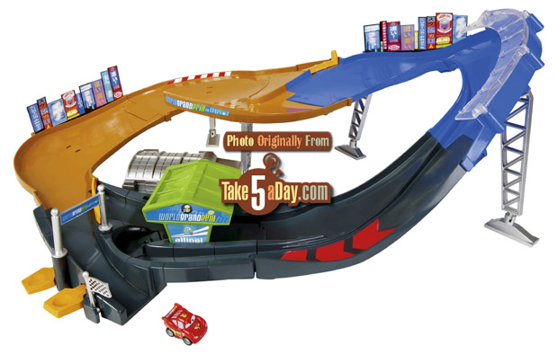 Cars 2 race track hot sale set