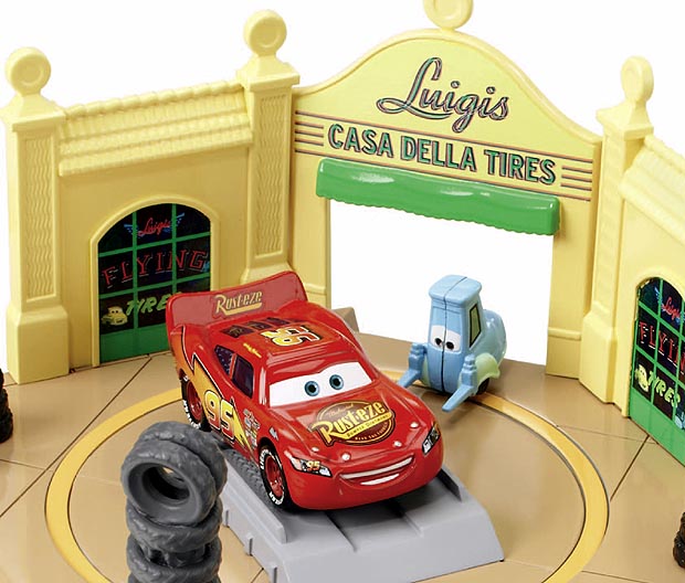 Тачки радиатор. Cars Radiator Springs 500 Mattel. Тачки 1 радиатор Спрингс Mattel. Mattel cars 2 Radiator Springs 500. Тачки 2 радиатор Спрингс.