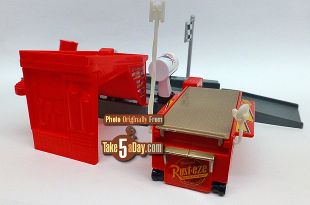 Piston-Cup-Pit-Stop-&-Deluxe-stand-back