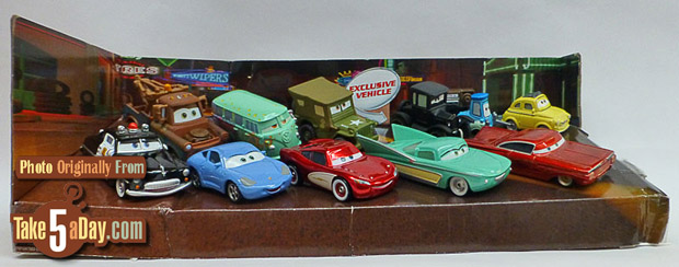 Radiator-Springs-Friends-10-pack-box_10