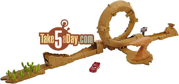 Cars 3 willy's butte transforming track set top