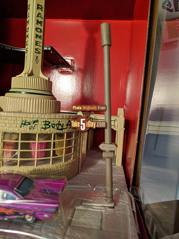lizzie's curio shop
