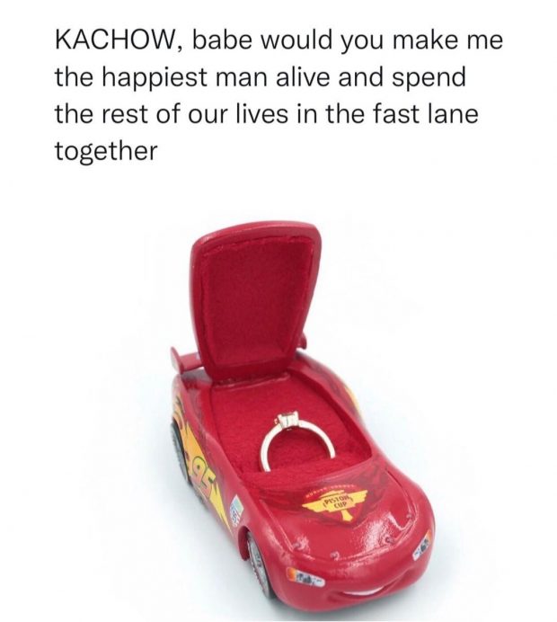 Friends who ka-chow together, stay together! Lightning McQueen